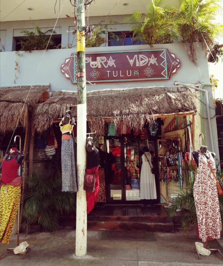 47677 pura vida tulum 768x916