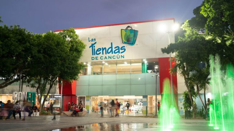 47681 las tiendas de cancun 768x432