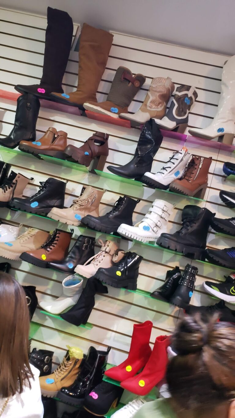 47754 boutique 8220las palmas8221 768x1365