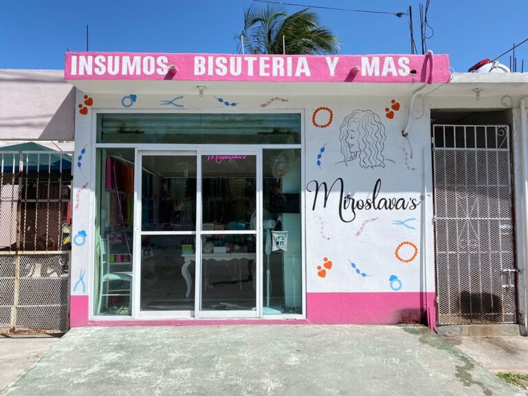 47888 miroslavas bisuteria y accesorios 768x576