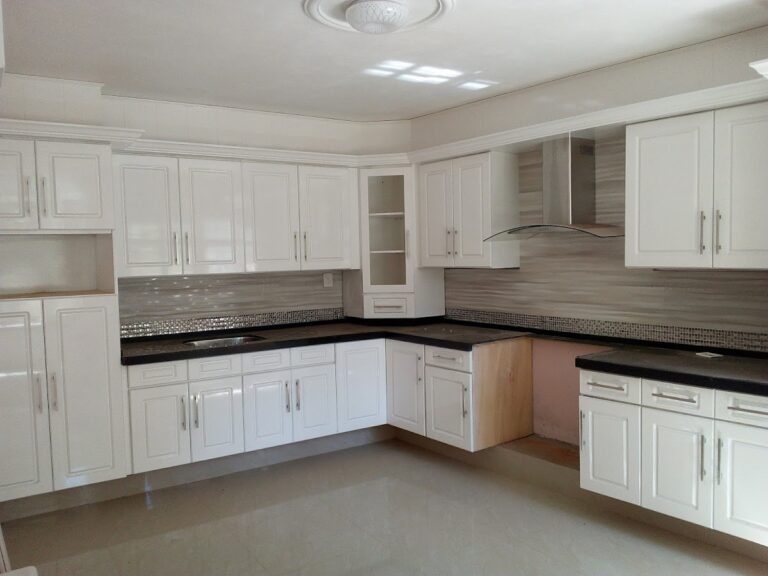 49048 carpinteria alvarez 768x576