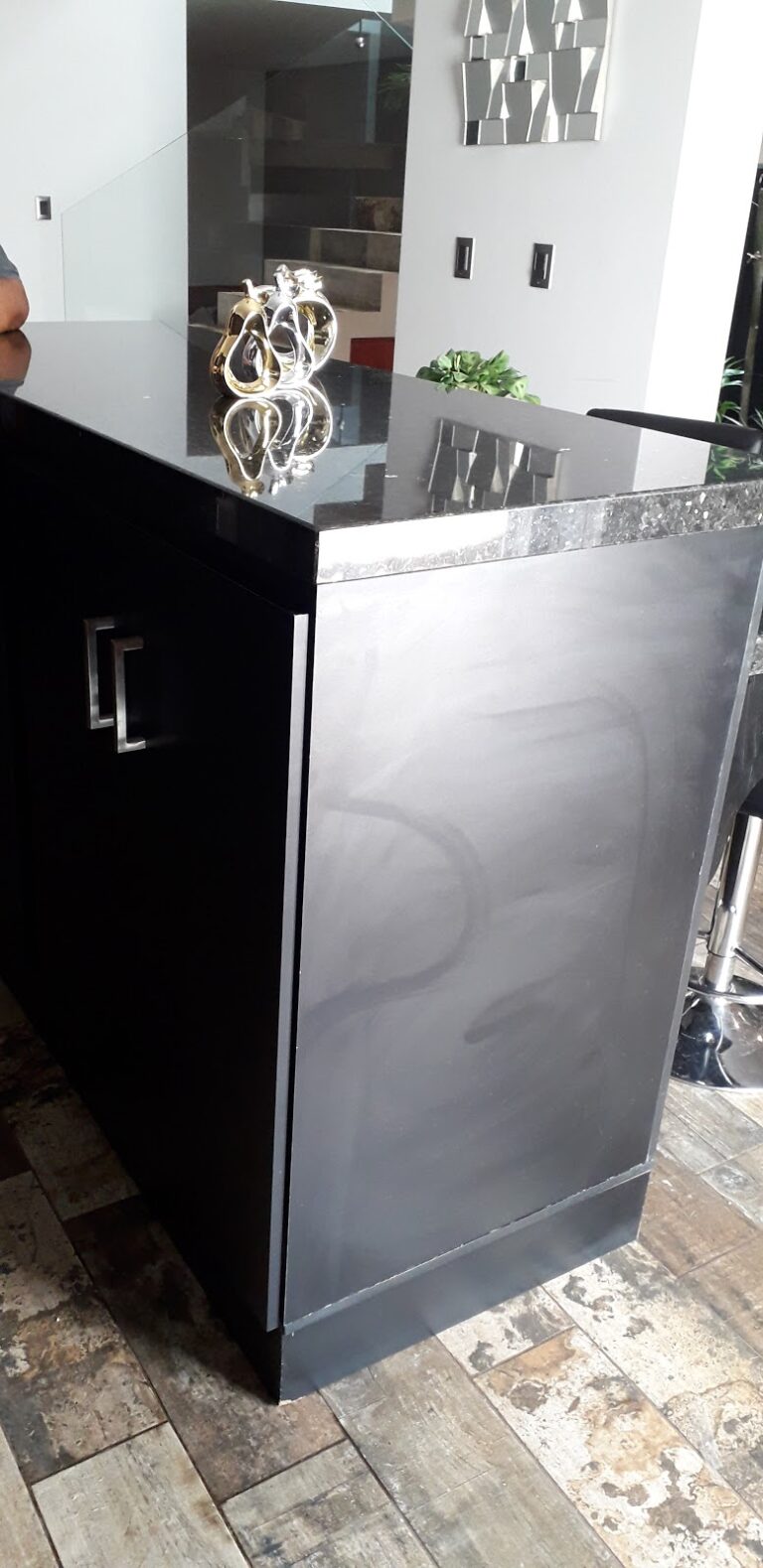 49061 disenos y acabados en madera 768x1579