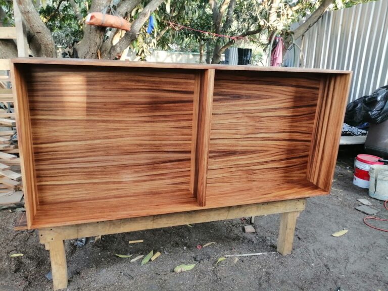 49201 carpinteria hermanos chalas 768x576