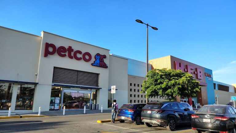 51732 petco tampico 768x432