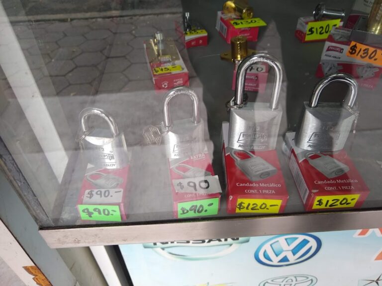 5210 cerrajeria charly 768x576