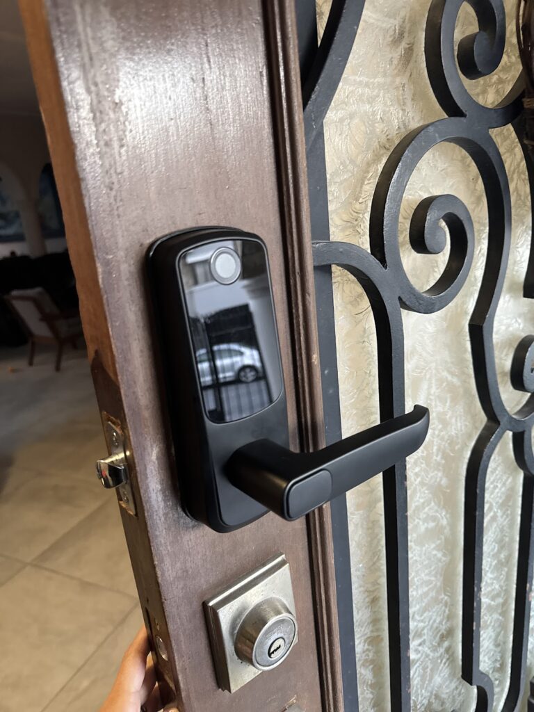 5299 cerrajeria express 247 768x1024