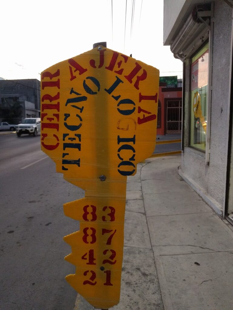 5307 cerrajeria tecnologico 768x1024