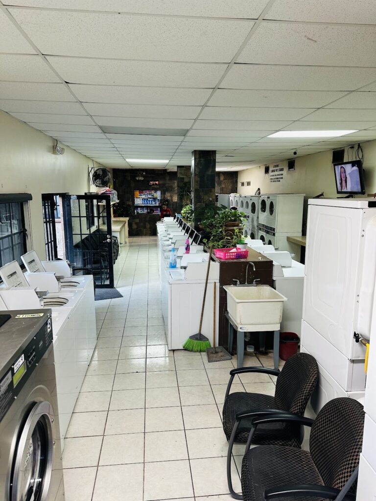 53097 lavanderia marifer 768x1024