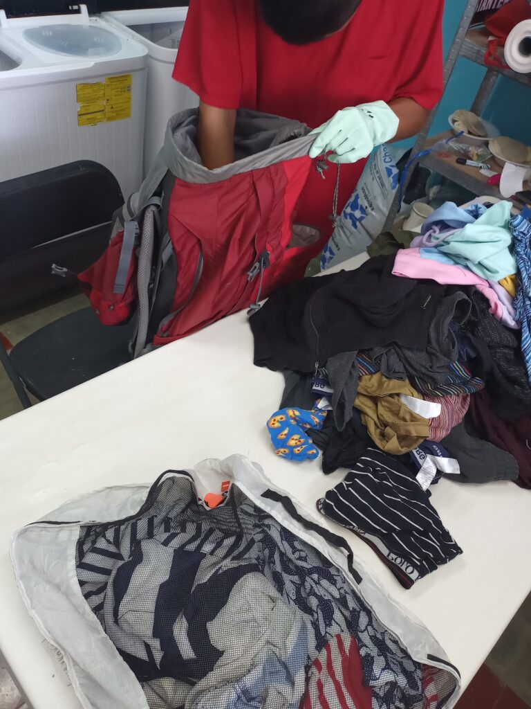 53180 lavanderia 8220tia candy8221 laundry 768x1024