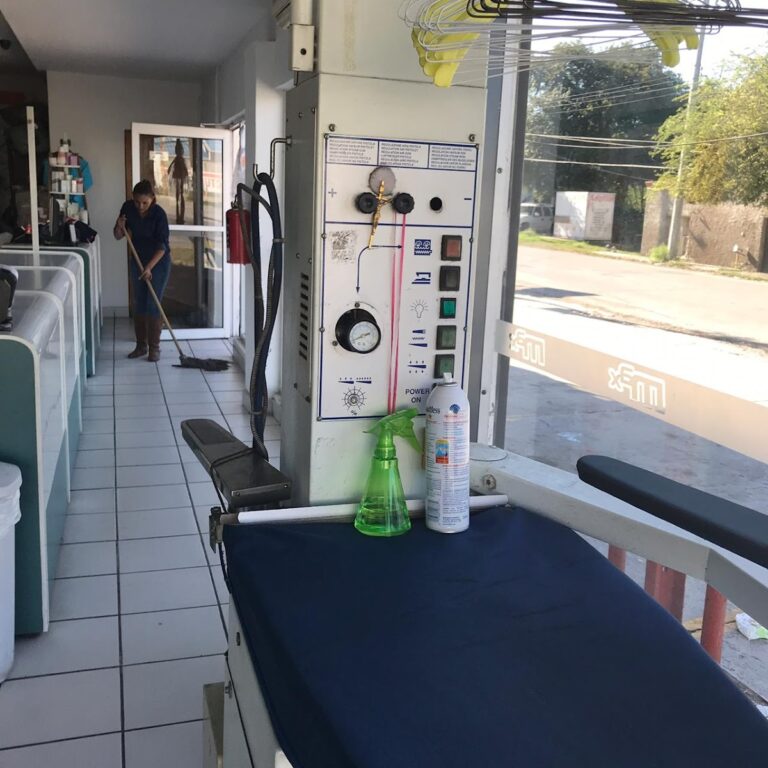 53293 tintoreria max piedras negras 768x768