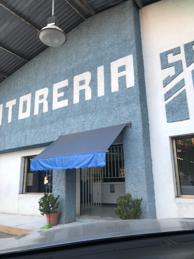 53318 tintoreria san isidro 768x1024