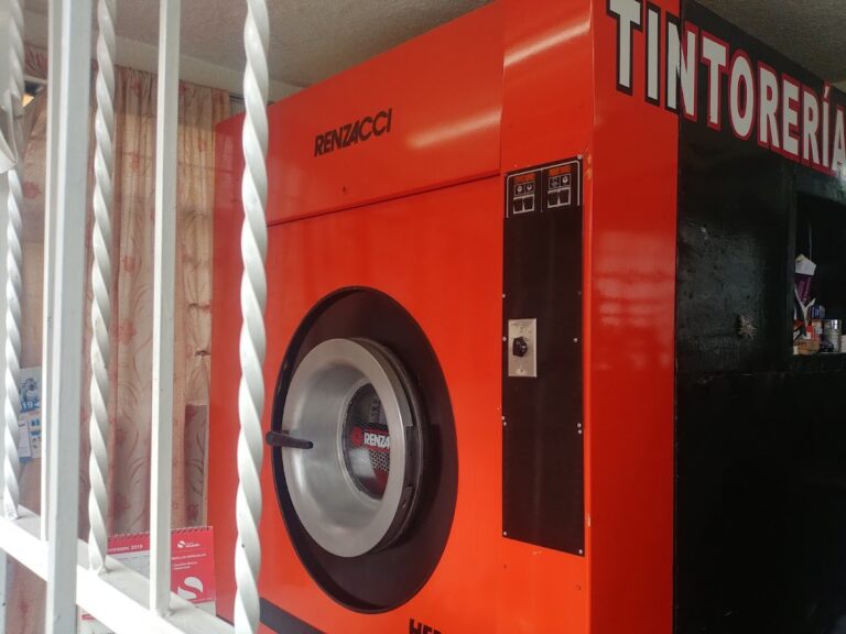 53401 tintoreria las huertas 1 768x576