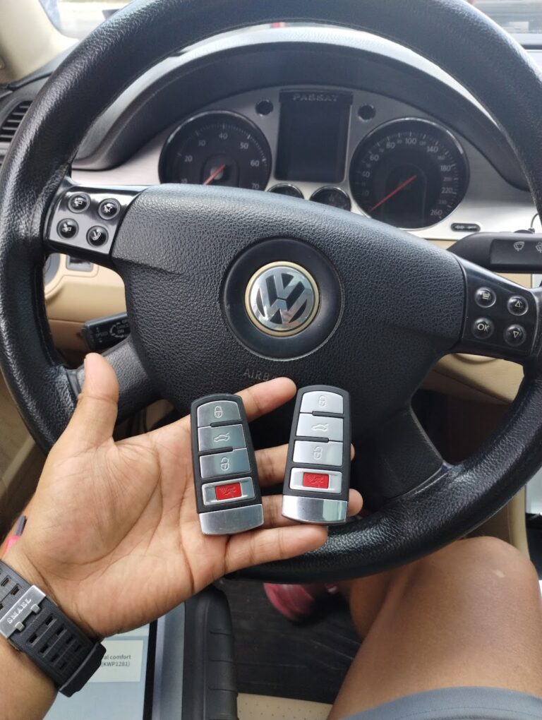 5378 cerrajeria sophi 768x1020