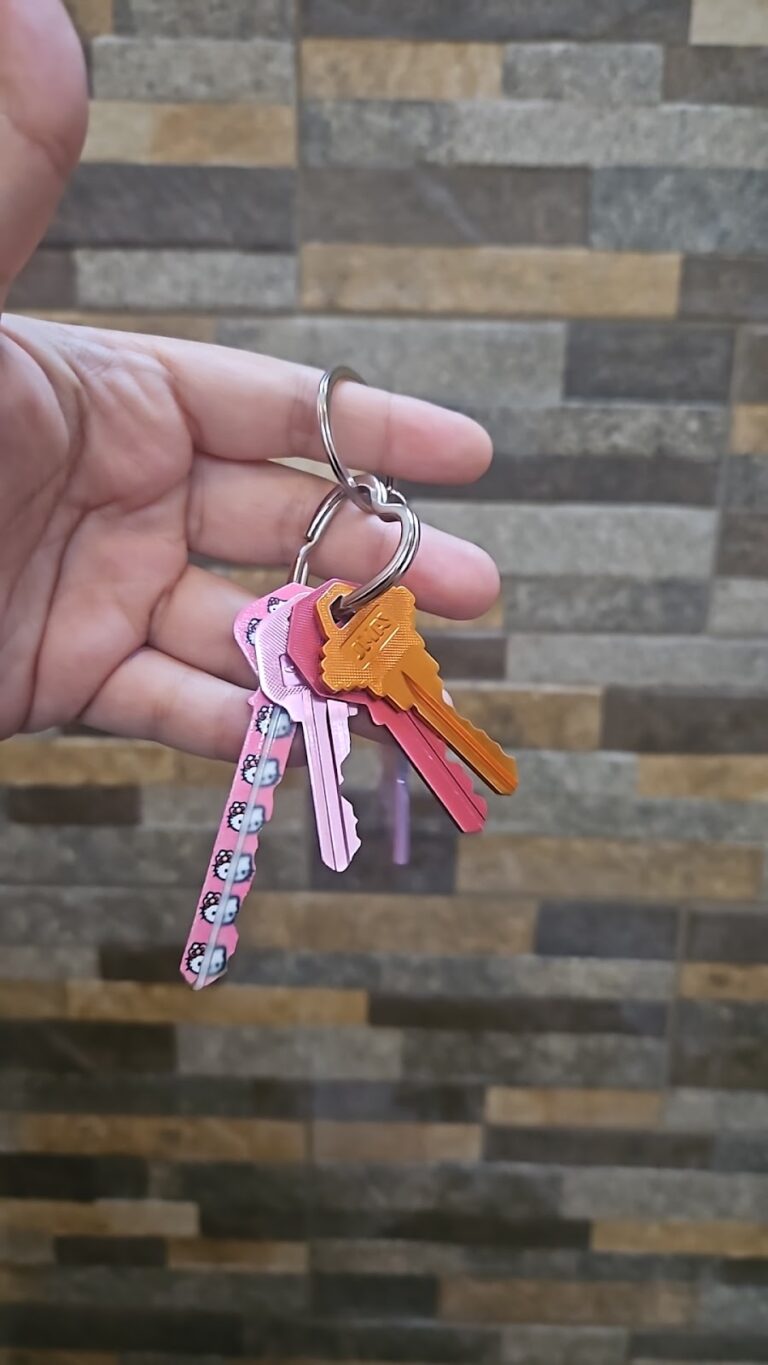 5430 bravo cerrajeria 768x1365