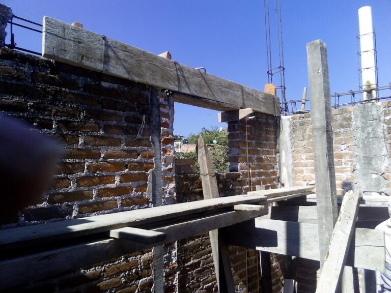 6464 albanileria plomeria electeicidad y pintura 768x576