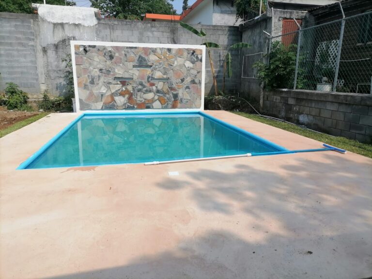 6490 albercas gomez 768x576