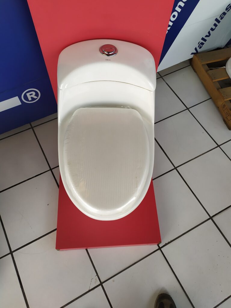 701 plomeria universal de celaya 768x1024