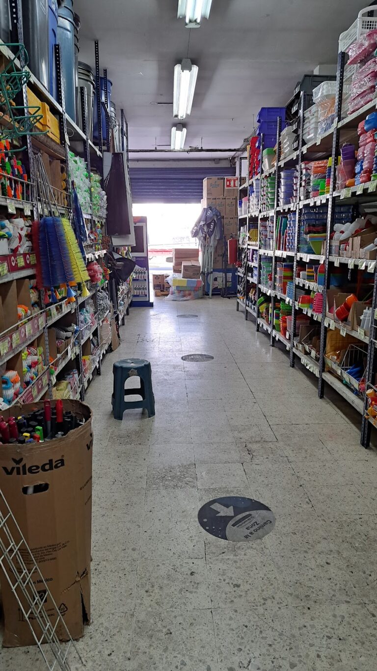 9727 chrisalim ecatepec 768x1364