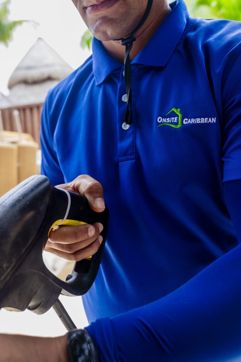 9912 onsite caribbean limpieza y mantenimiento 768x1152