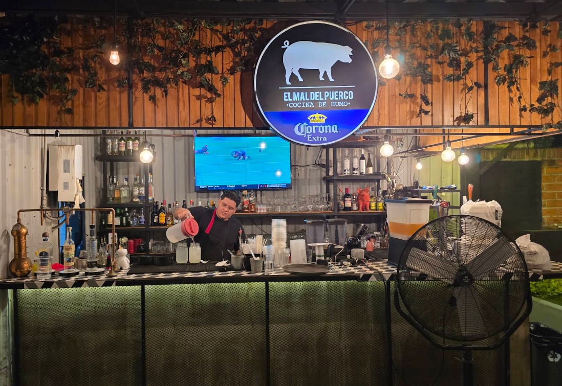 e07c6e61-fd4c-44ff-b09e-44a8e8b2a16b e07c6e61-fd4c-44ff-b09e-44a8e8b2a16b