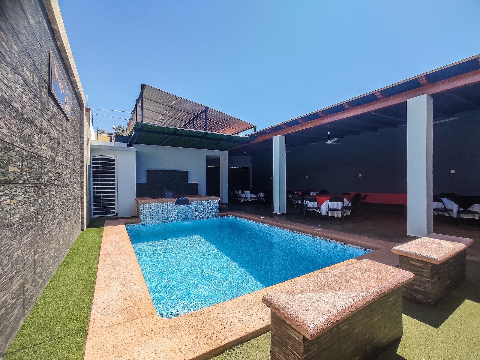 fanout-photo-1770408476980-4 fanout-photo-1770408476980-4