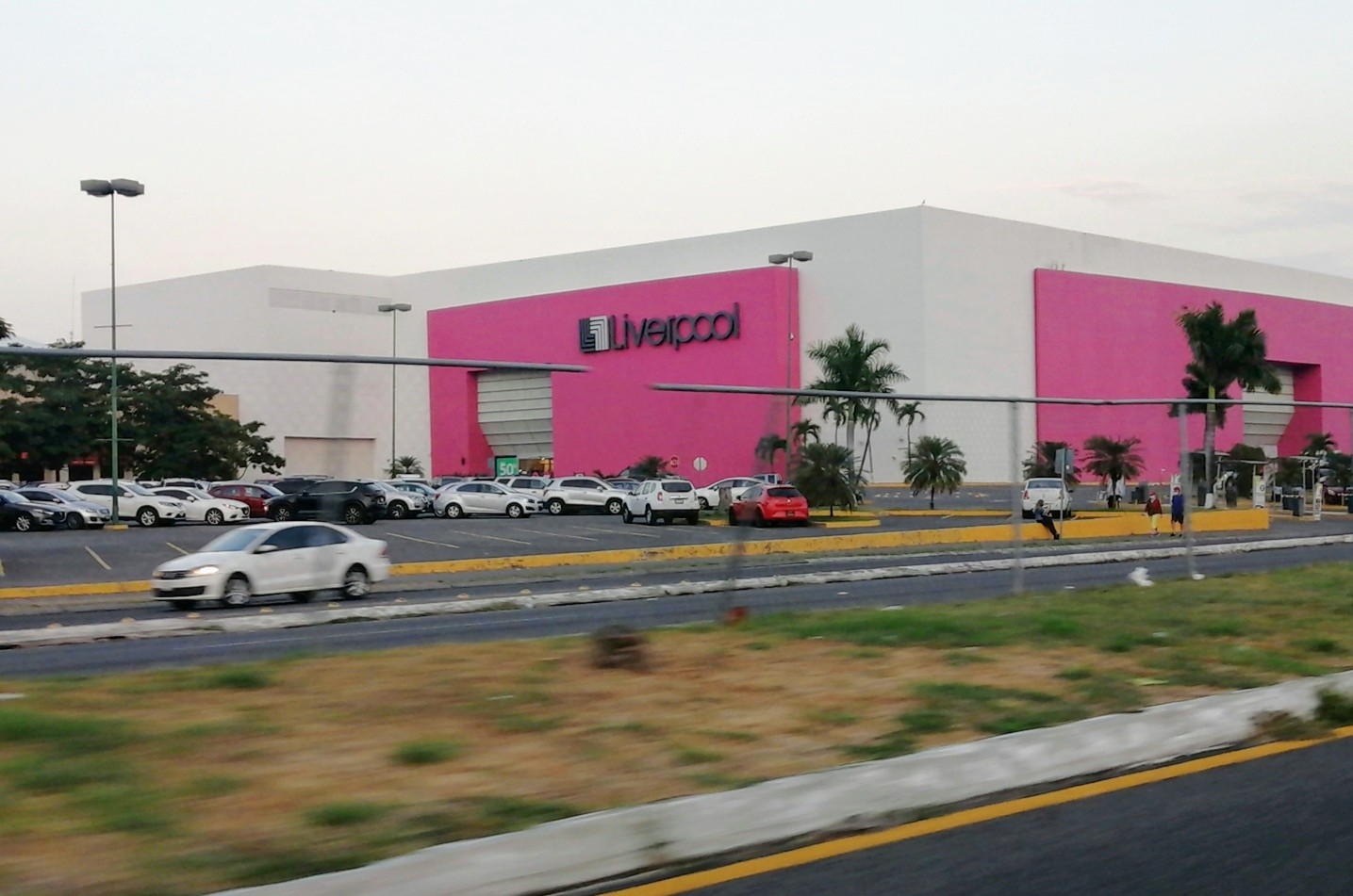 fanout-photo-1770412790395-1