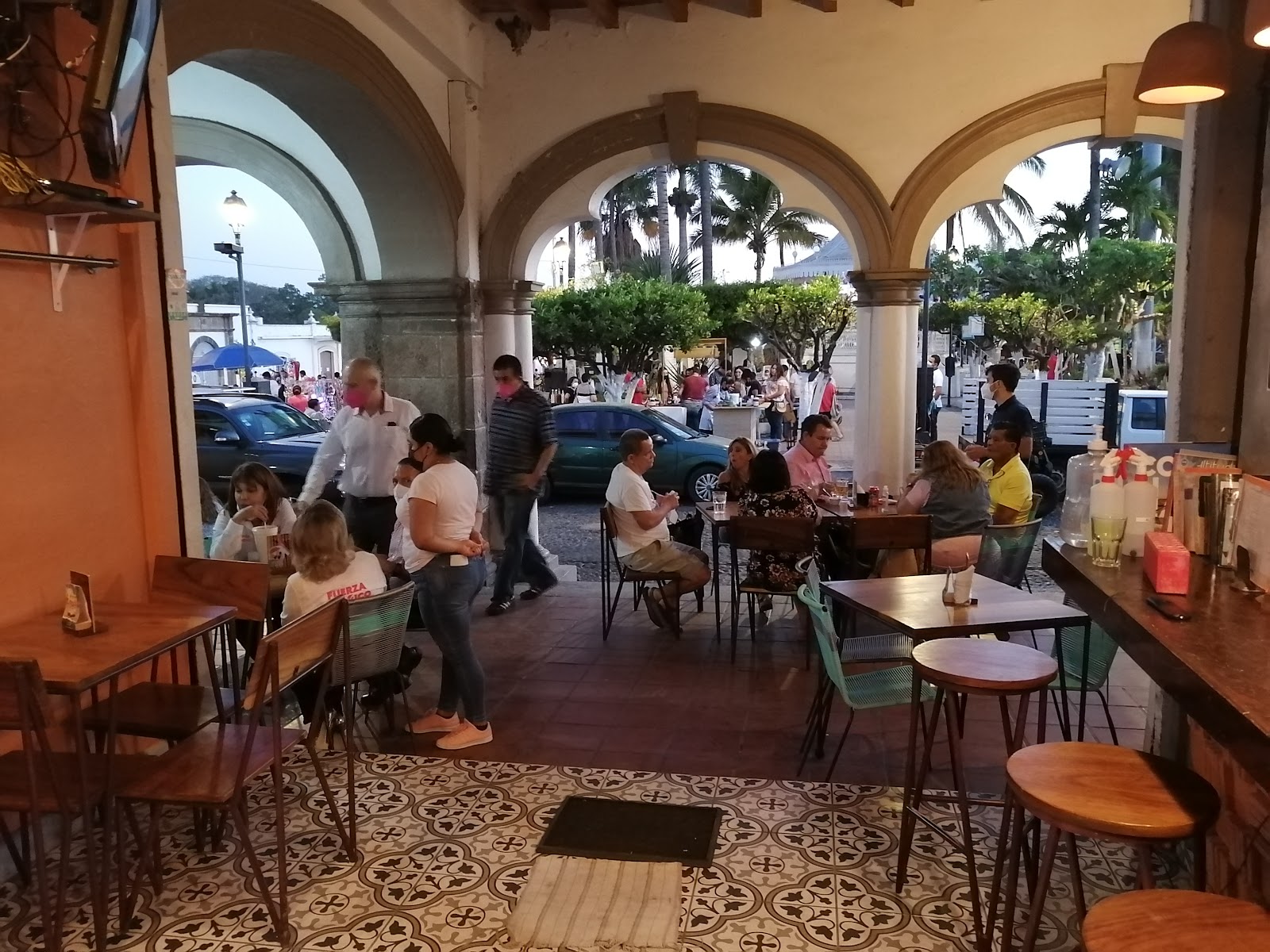 leetx-google-photo-45541-4 leetx-google-photo-45541-4