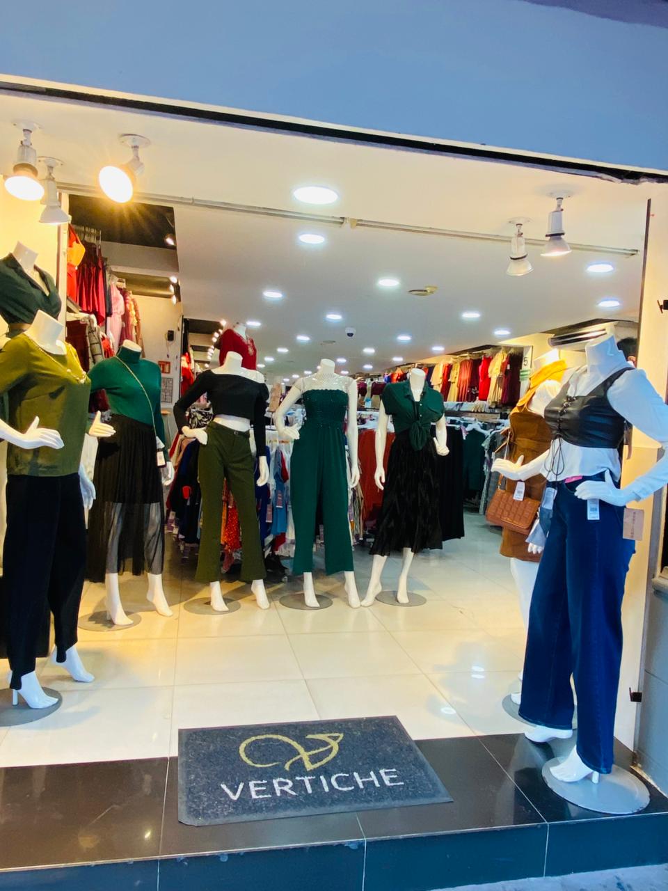 leetx-google-photo-45699-8 leetx-google-photo-45699-8