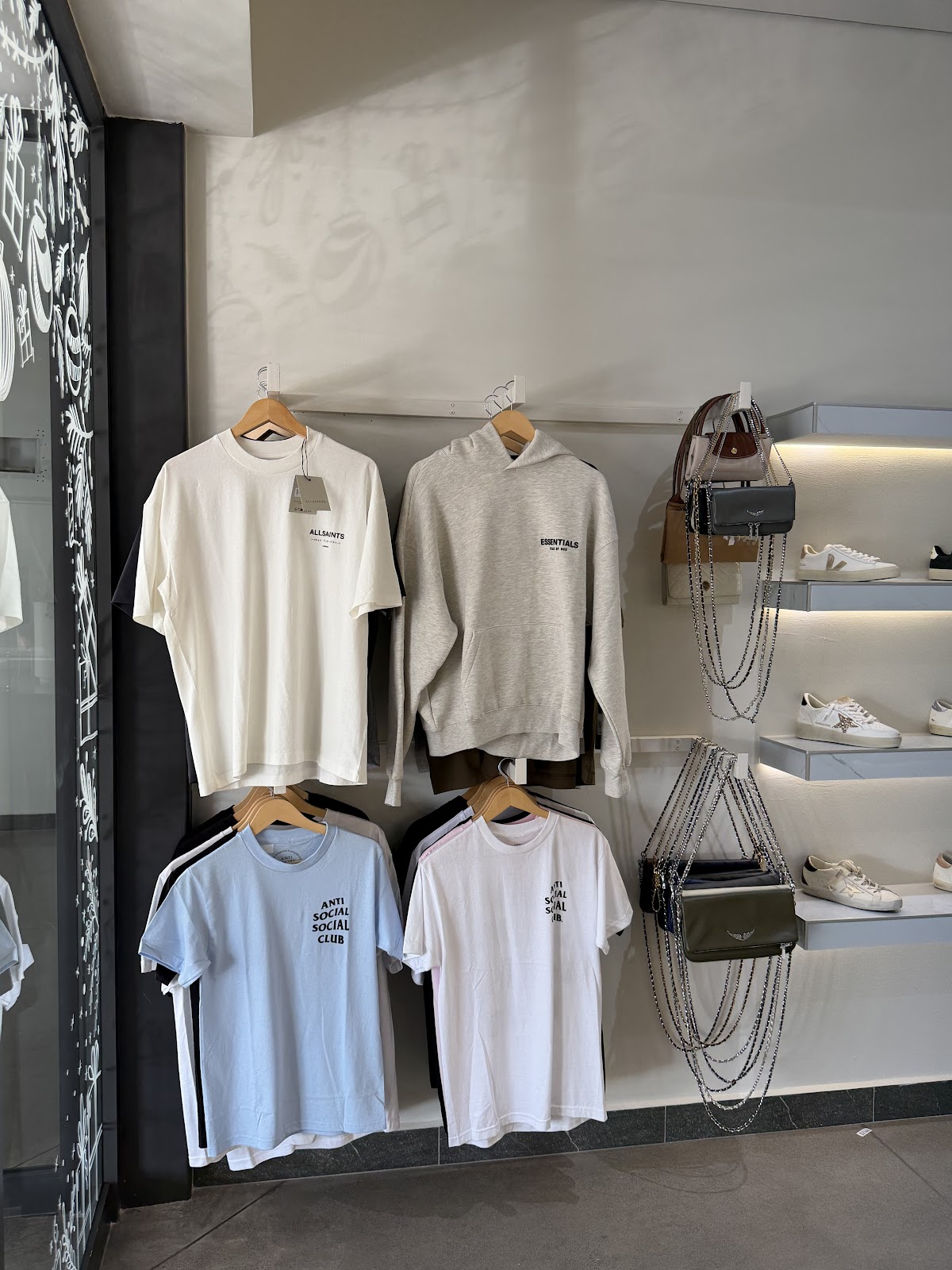 leetx-google-photo-45773-5 leetx-google-photo-45773-5