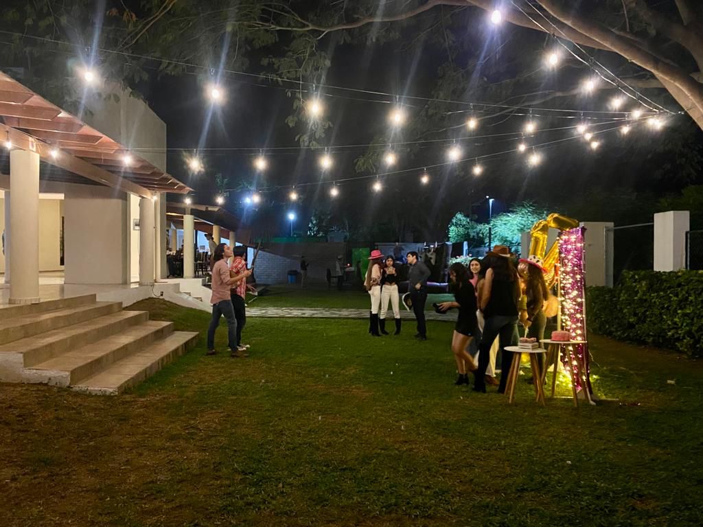 leetx-google-photo-48404-6 leetx-google-photo-48404-6