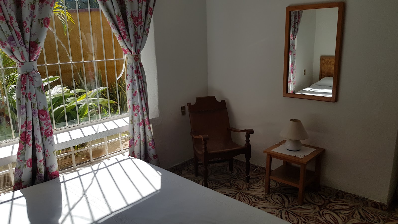 leetx-google-photo-48459-2 leetx-google-photo-48459-2