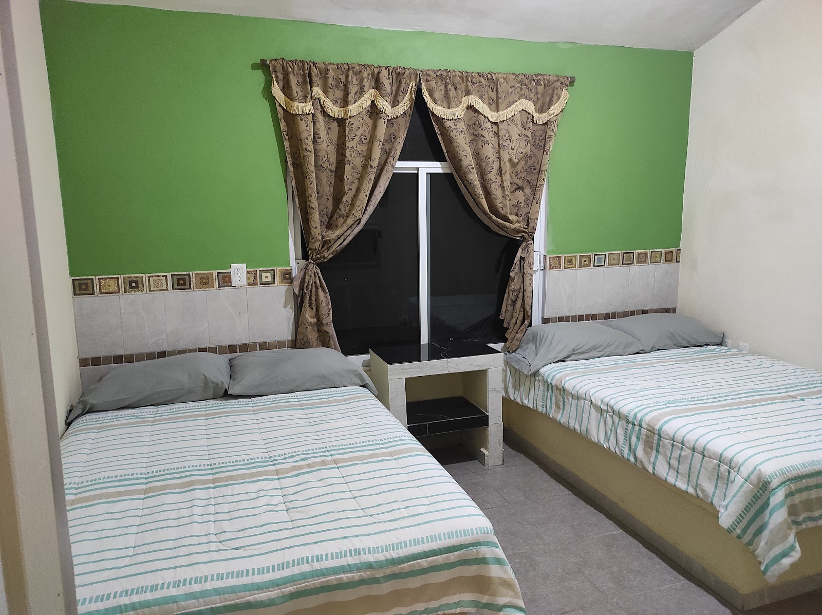 leetx-google-photo-48605-2 leetx-google-photo-48605-2