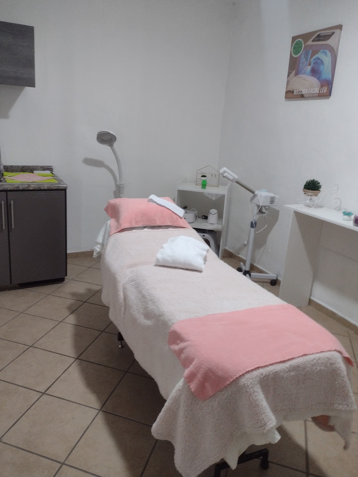 leetx-google-photo-49708-4 leetx-google-photo-49708-4